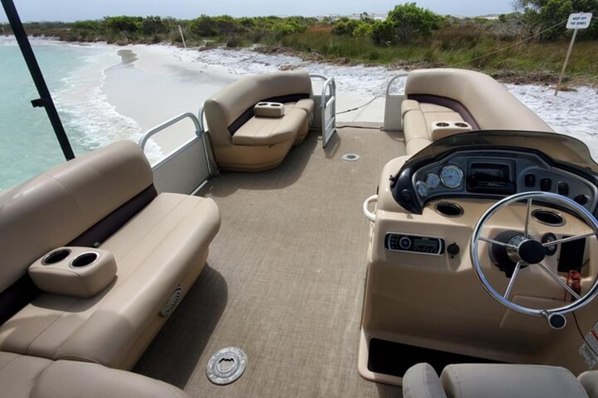 Destin Pontoon Rentals at Crab Island - Image 2