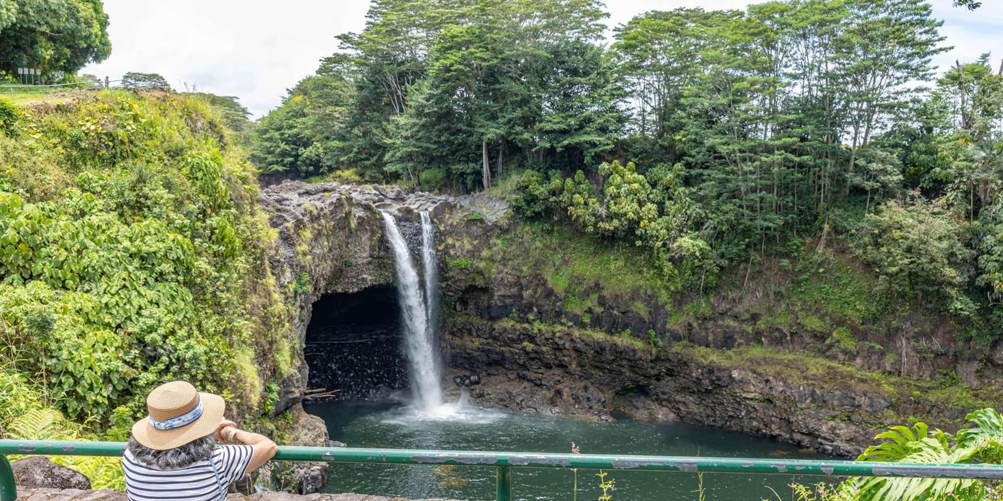 Hilo Gardens and Waterfalls Tour