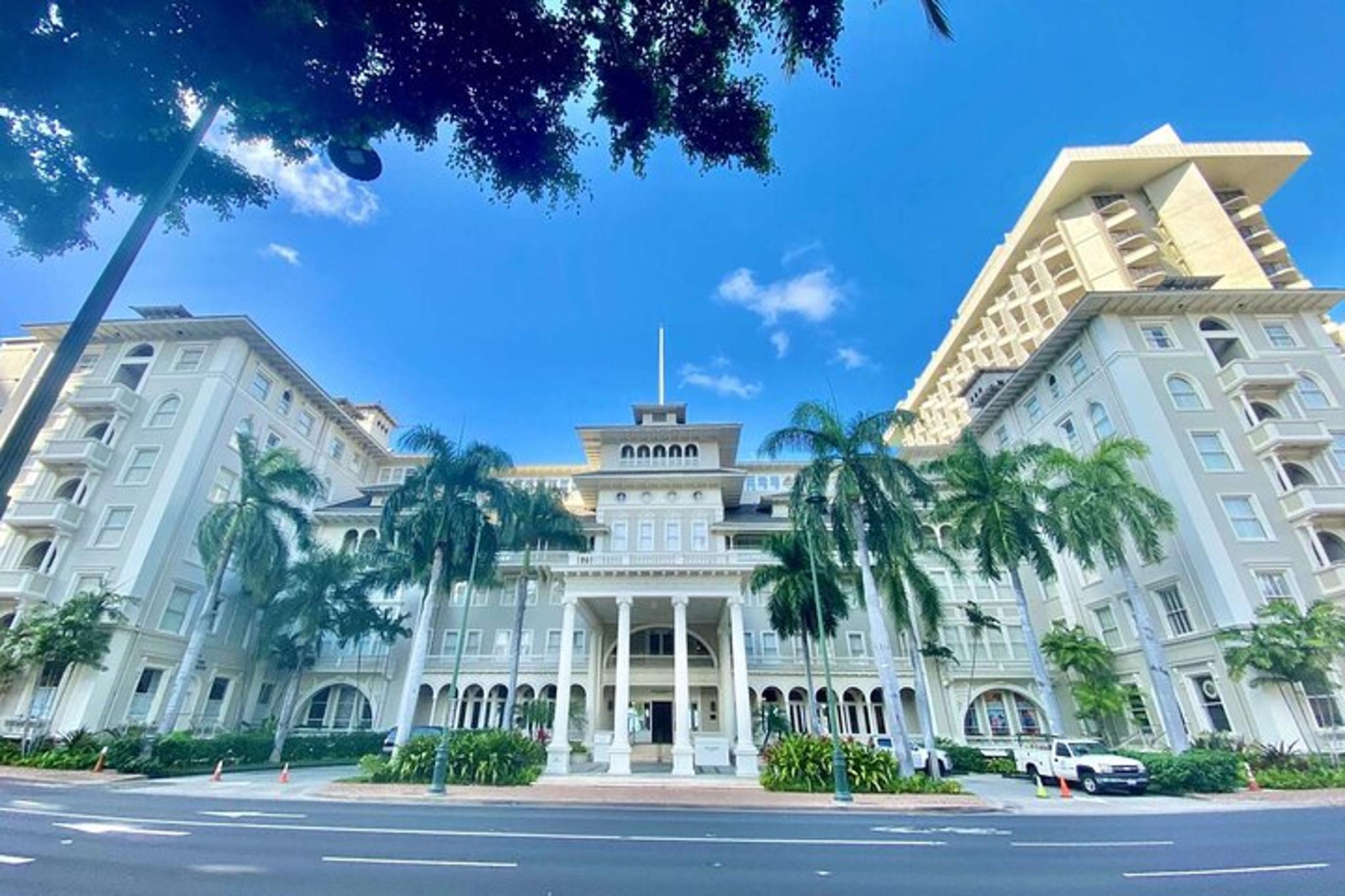 Waikiki Walking Tour: Hawaiian Royalty - Image 2
