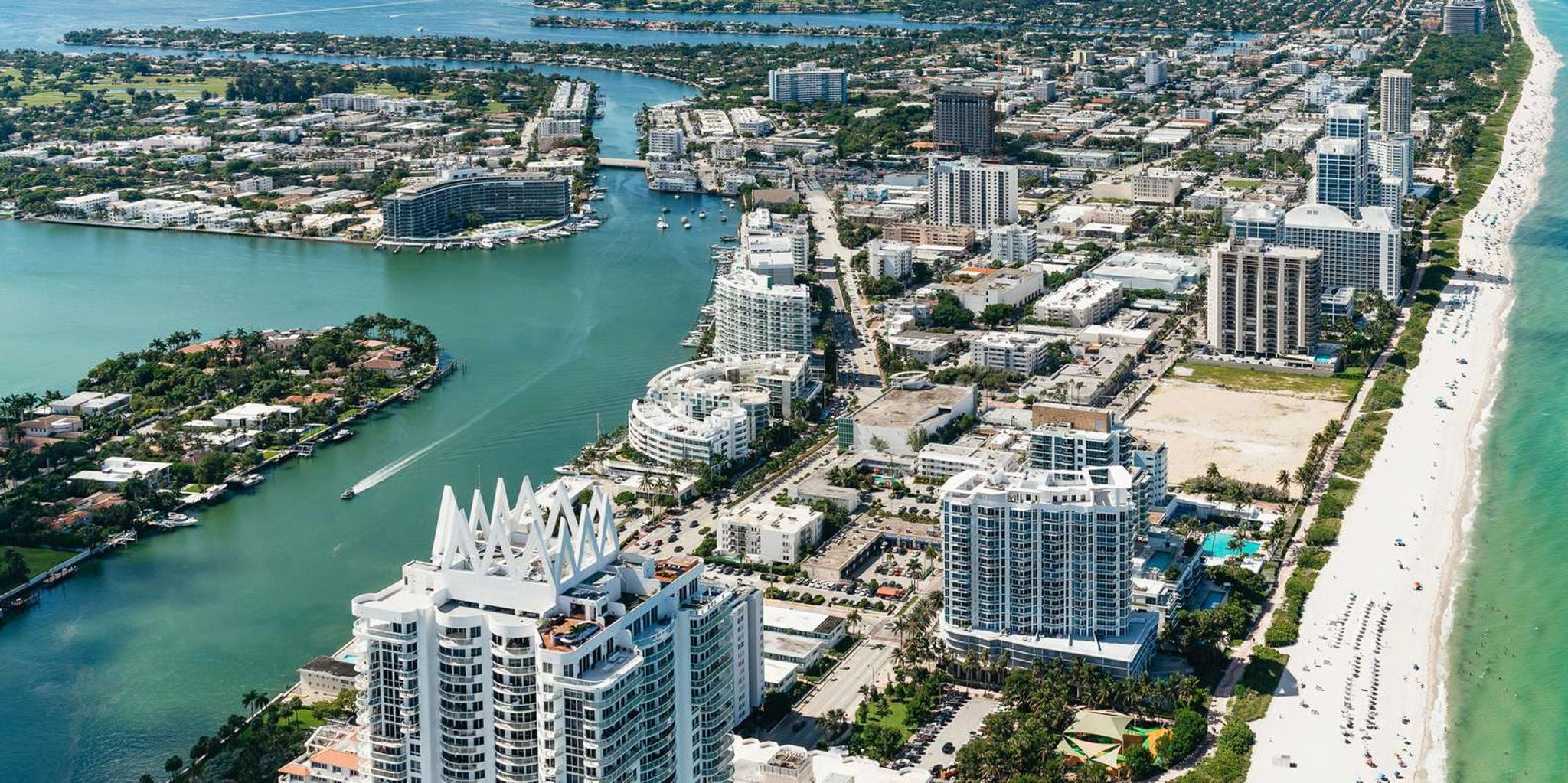 Fort Lauderdale Helicopter Tour to Miami Beach - Image 6