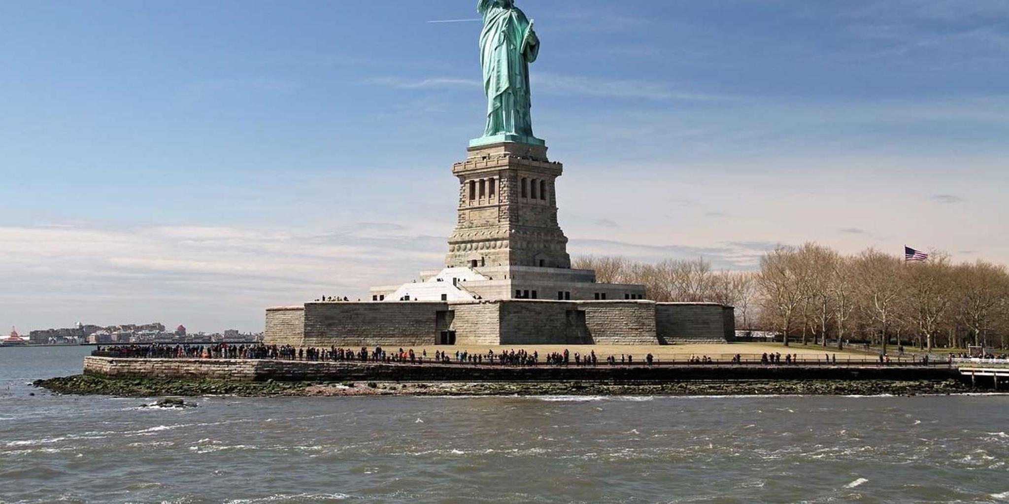 New York Statue of Liberty Tour with Pedestal Access