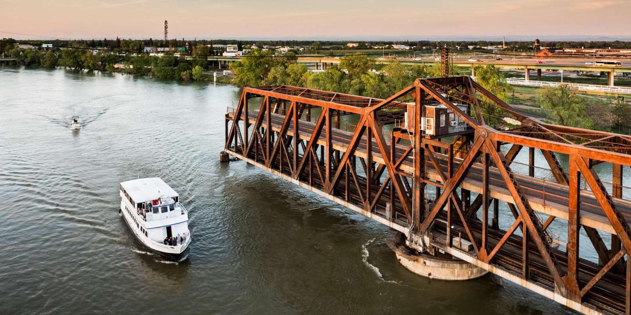 Sacramento River Cruise with History Guide
