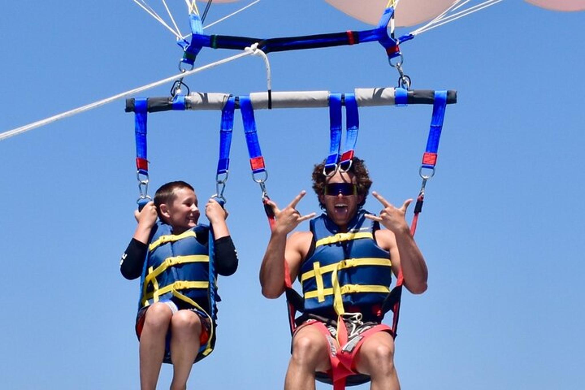 Oceanside Parasailing Adventure 1 Hr - Image 6