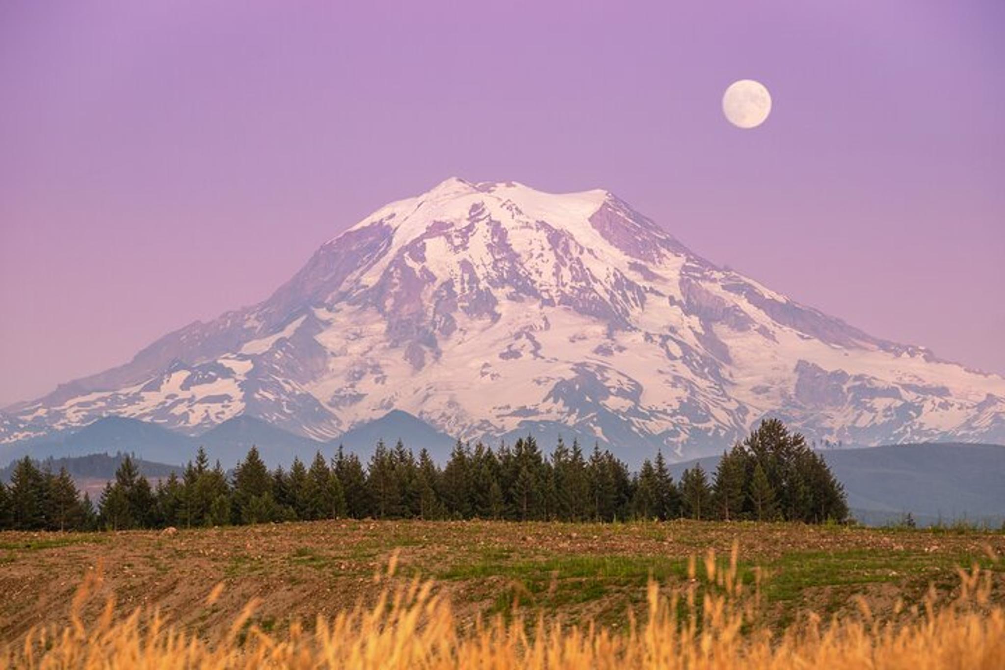 Mt. Rainier Gondola Ride at Sunrise - Image 2