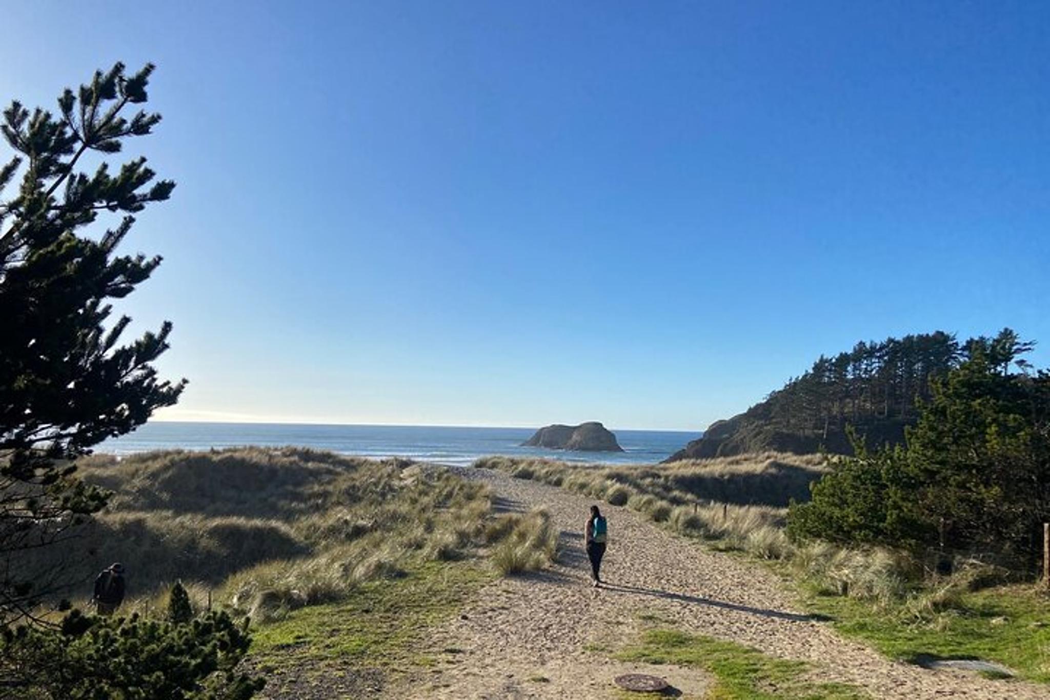 Cannon Beach Hiking Tour on the Oregon Coast - Image 4