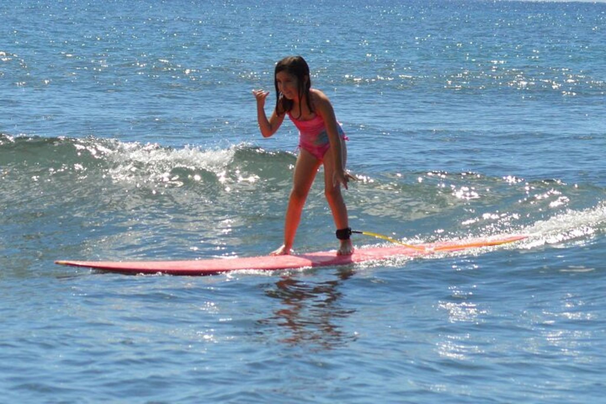 Maui Surf Lesson at Sunrise 2 hr - Image 5