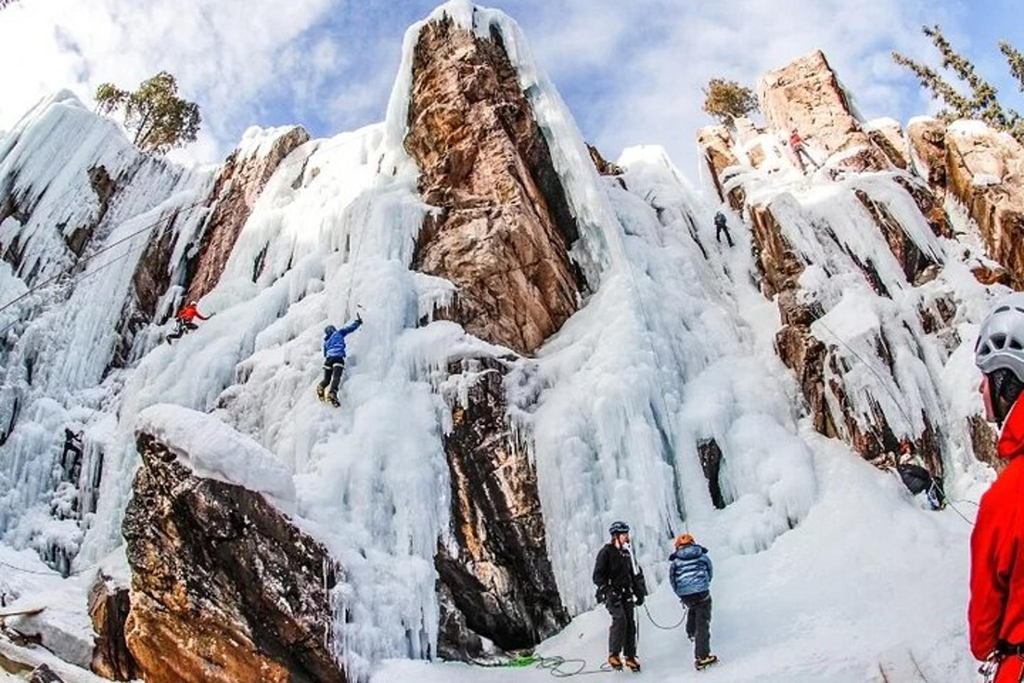 Ouray Ice Climbing Adventure - Image 4