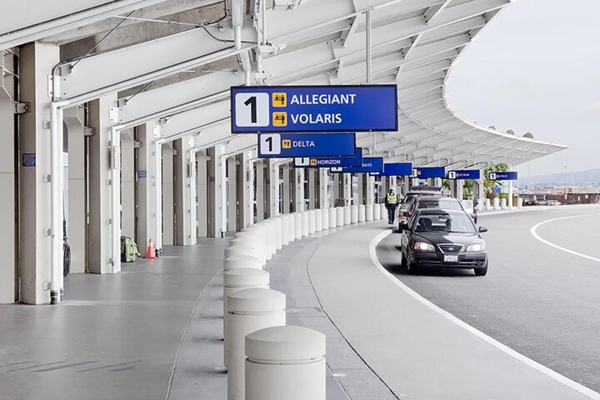 Berkeley to Oakland Airport Private Transfer - Image 2