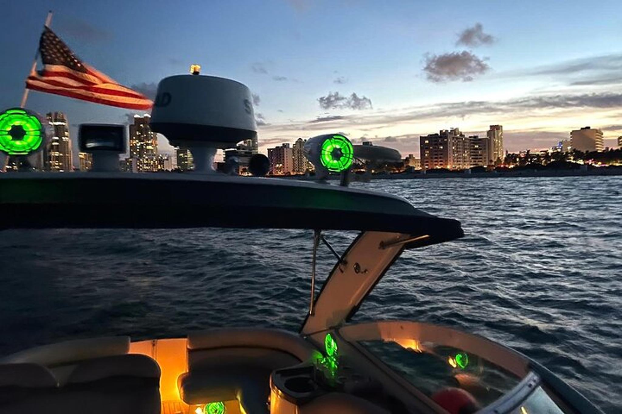 Miami Private Yacht Rental - Image 6