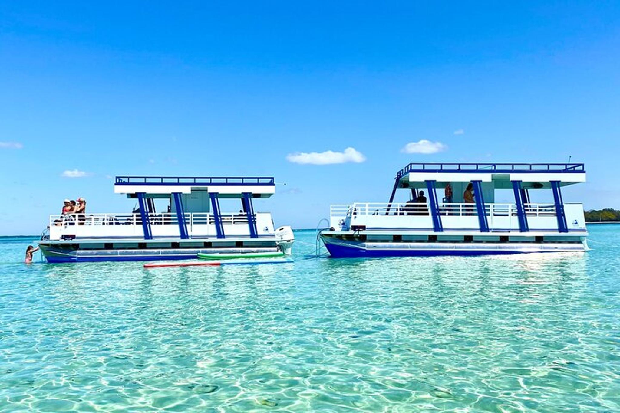 Destin Pontoon Boat Charter - Image 4