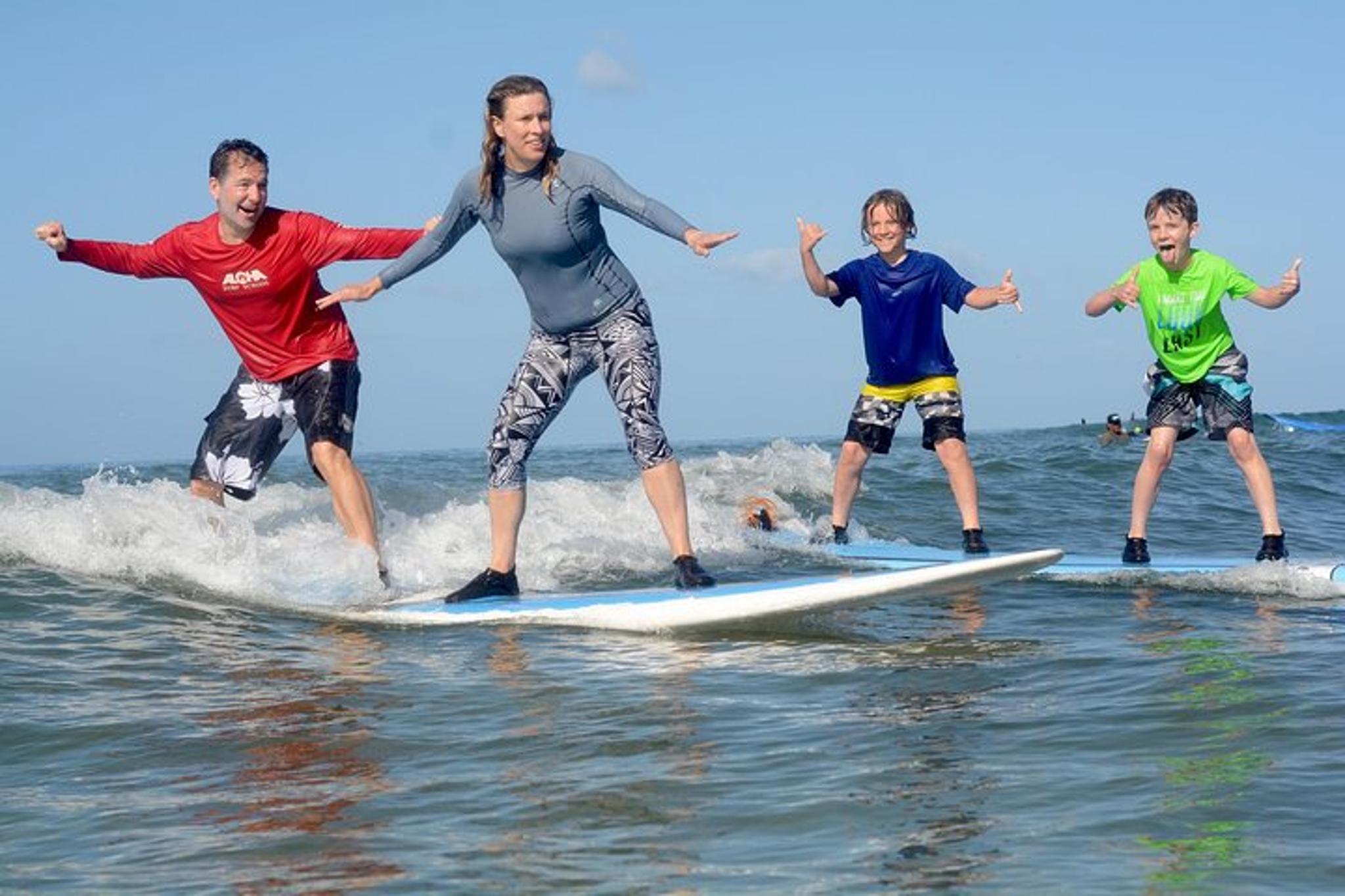 Maui Surf Lesson with Aloha Surf School 2 hr - Image 2