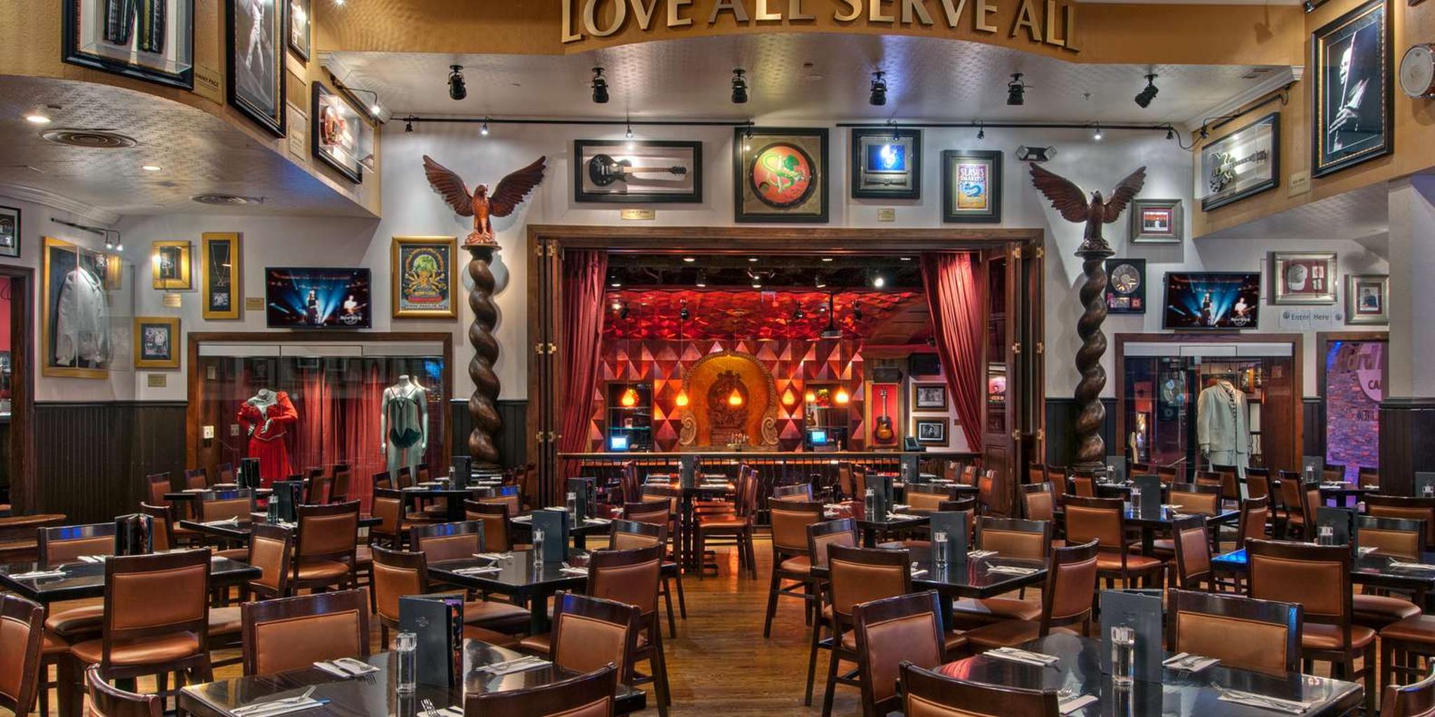 Atlanta Hard Rock Cafe Dining Experience - Image 4