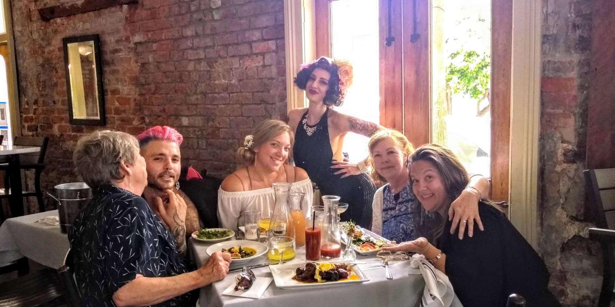 New Orleans Cocktail and Food Tour