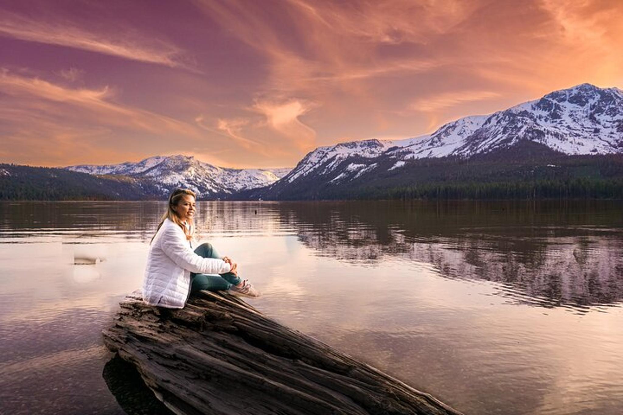 South Lake Tahoe Sunset Hike and Photography Adventure - Image 1