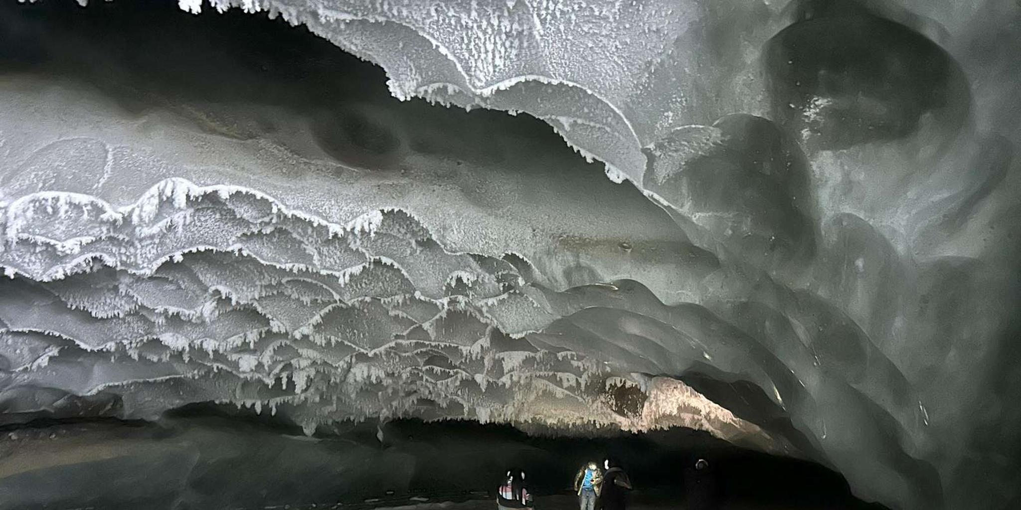 Fairbanks Snowshoe Hike to Castner Glacier Ice Cave - Image 6