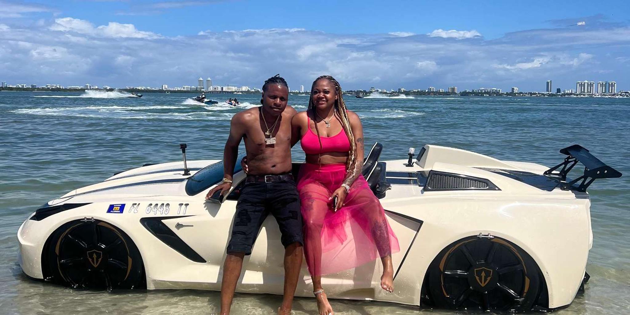 Miami Beach Jetcar Rental and Celebrity Boat Tour - Image 5