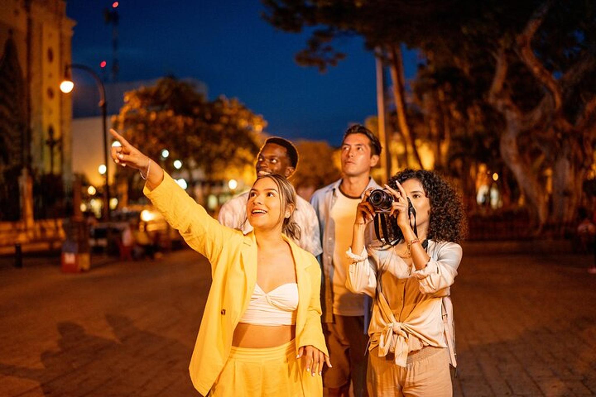 Houston Ghost Tour with Historic Pubs 2 hr - Image 1