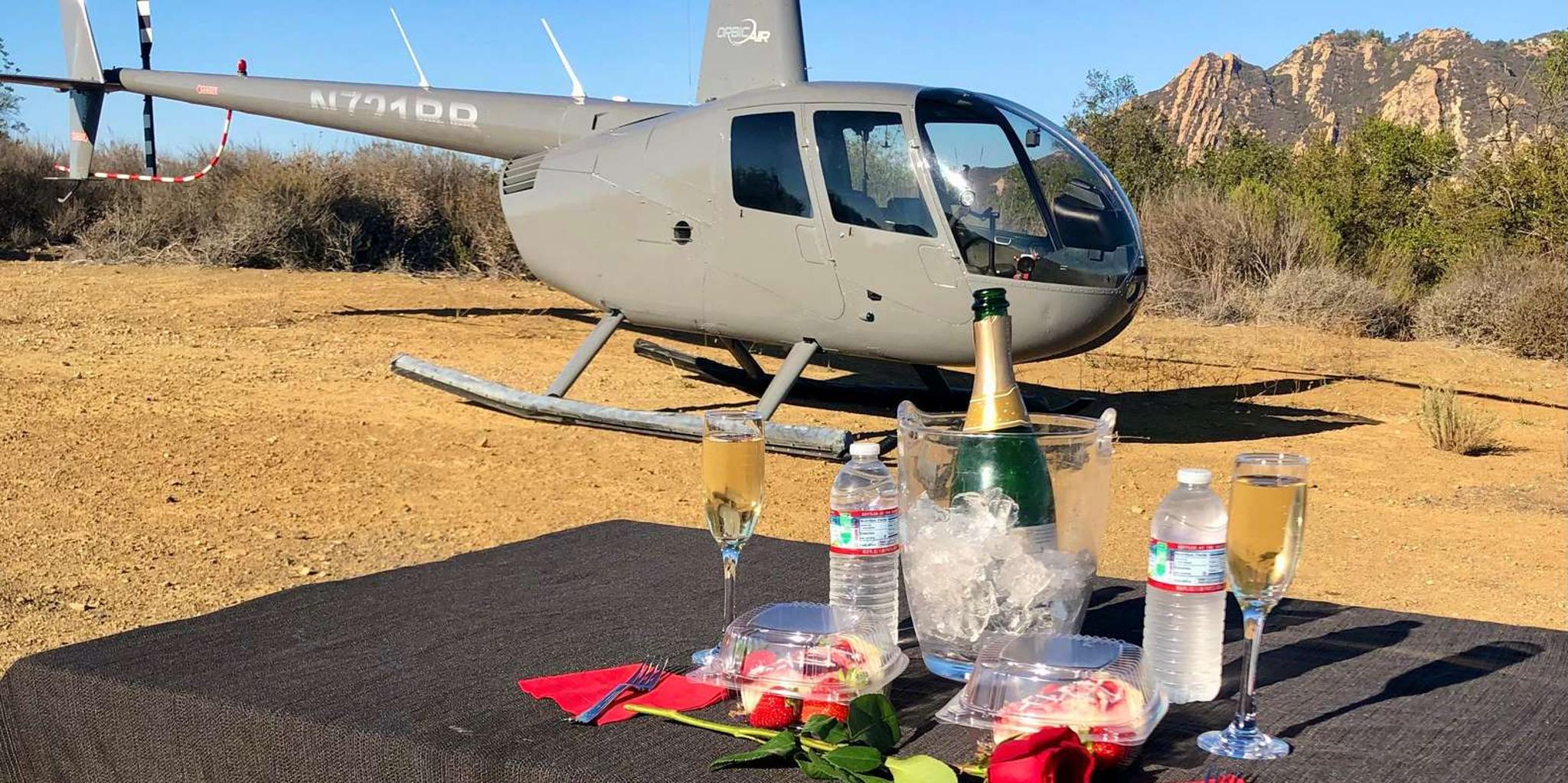 Los Angeles Romantic Helicopter Tour with Mountain Landing - Image 3