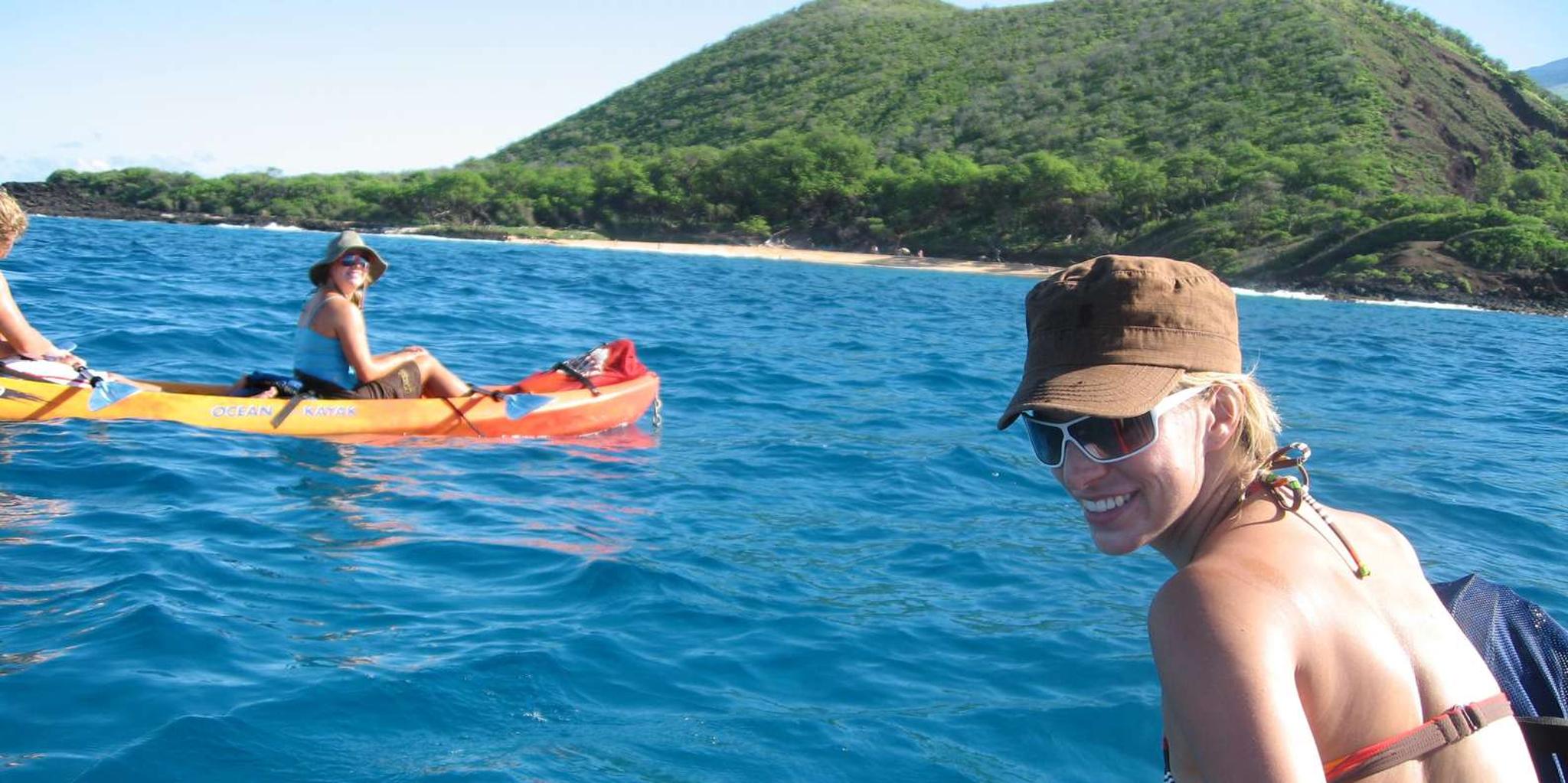 Maui Kayak and Snorkel Tour in Makena Bay