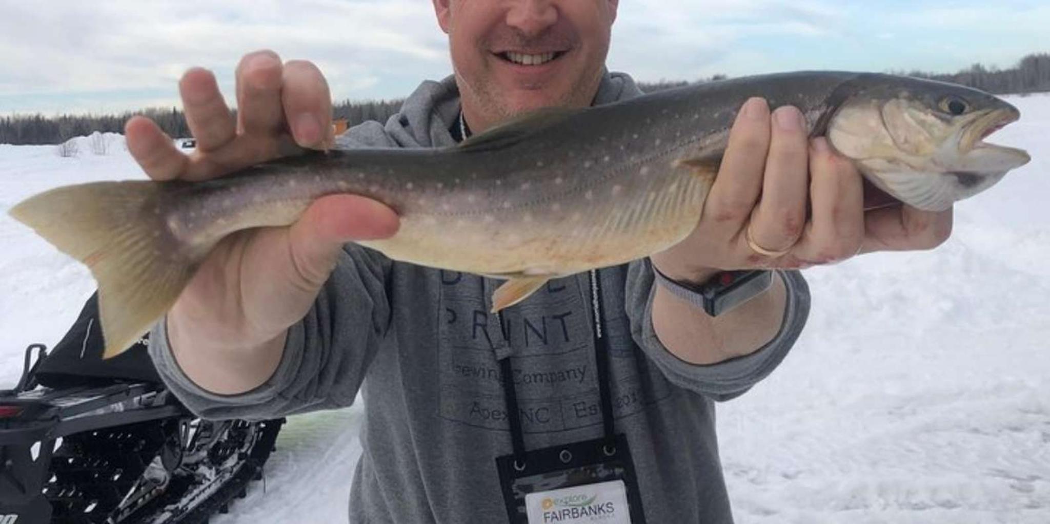 Fairbanks Ice Fishing Tour in Heated Cabin