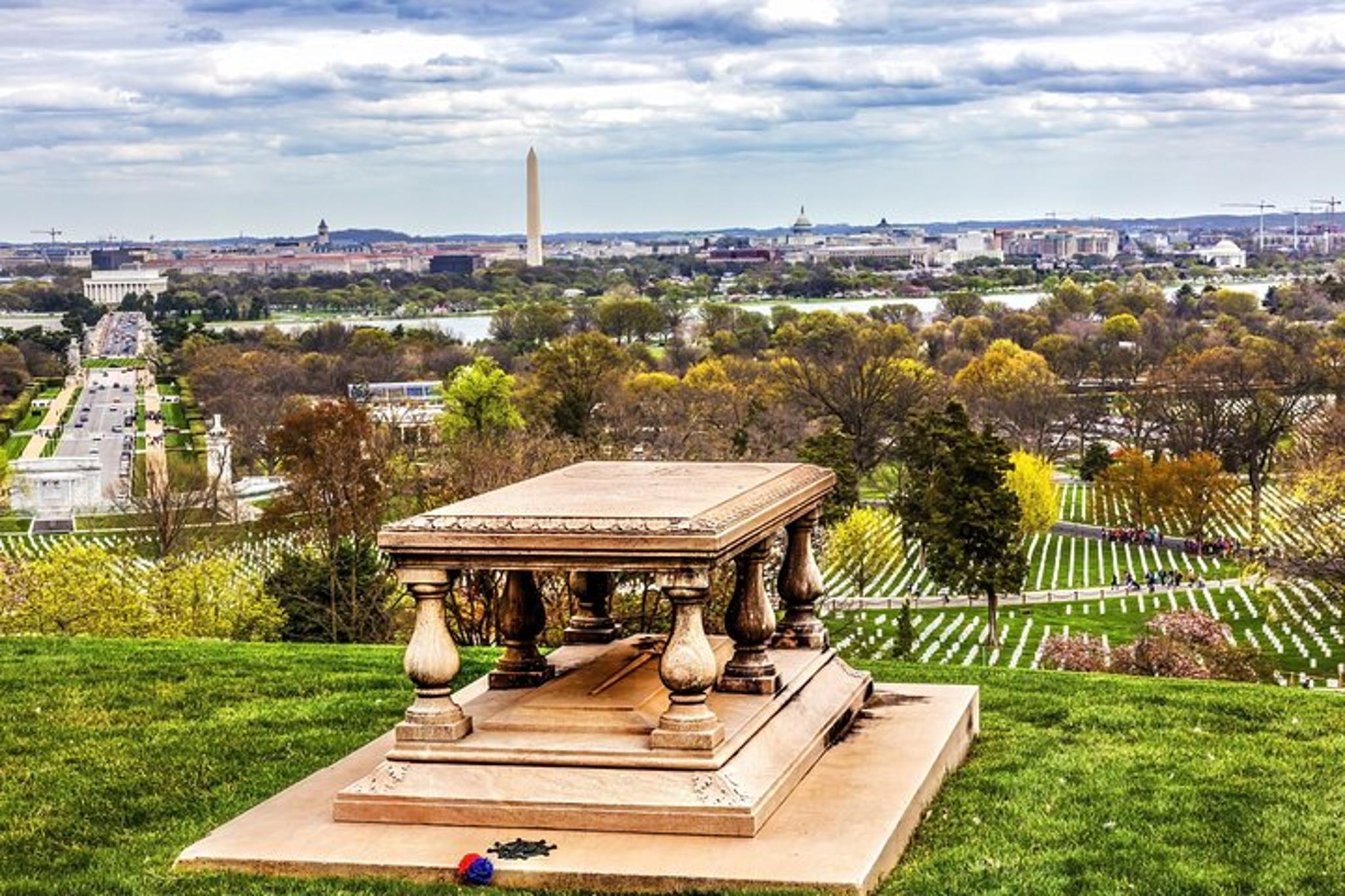 Arlington National Cemetery Walking Tour - Image 2