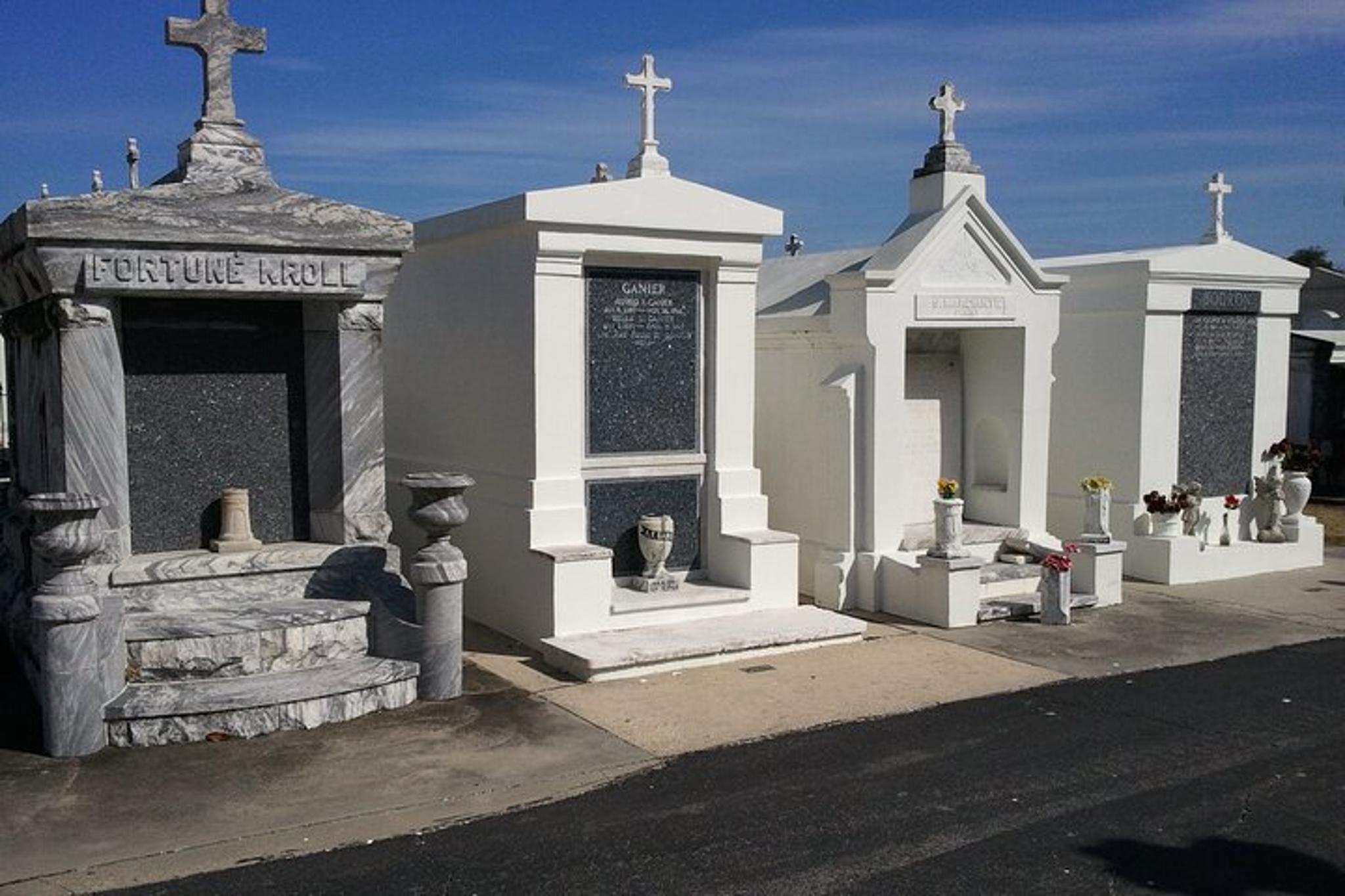 New Orleans City and Plantation Driving Tour - Image 4