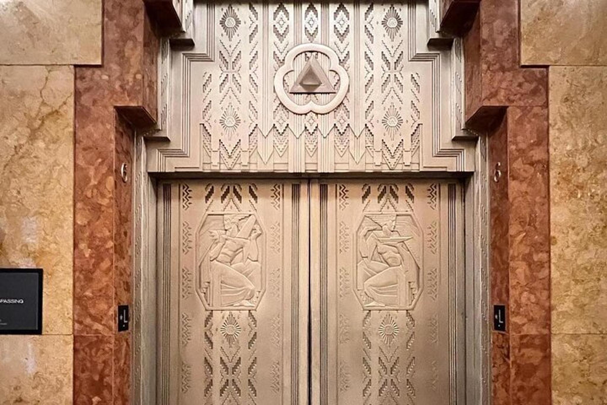 New York City Art Deco Tour in Lower Manhattan - Image 6