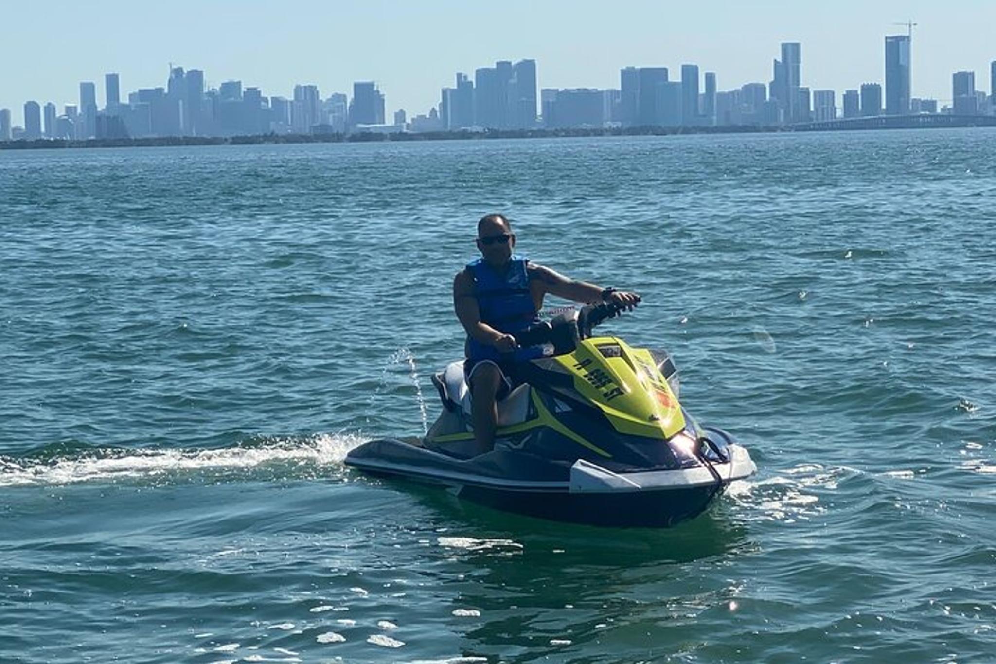 Miami Jet Ski Tour Biscayne Bay 1 hr - Image 4
