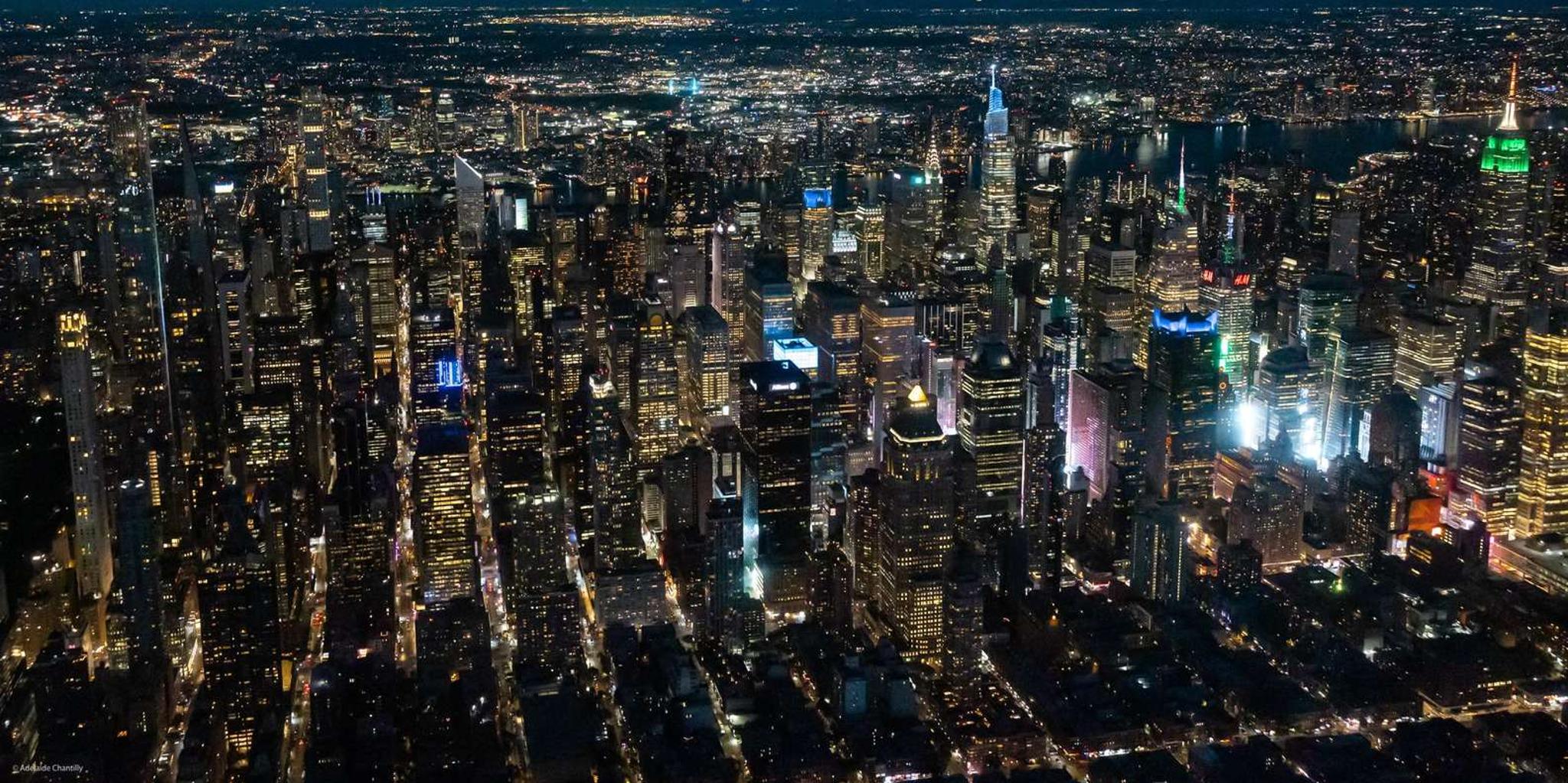 New York City Helicopter Tour with Champagne - Image 6