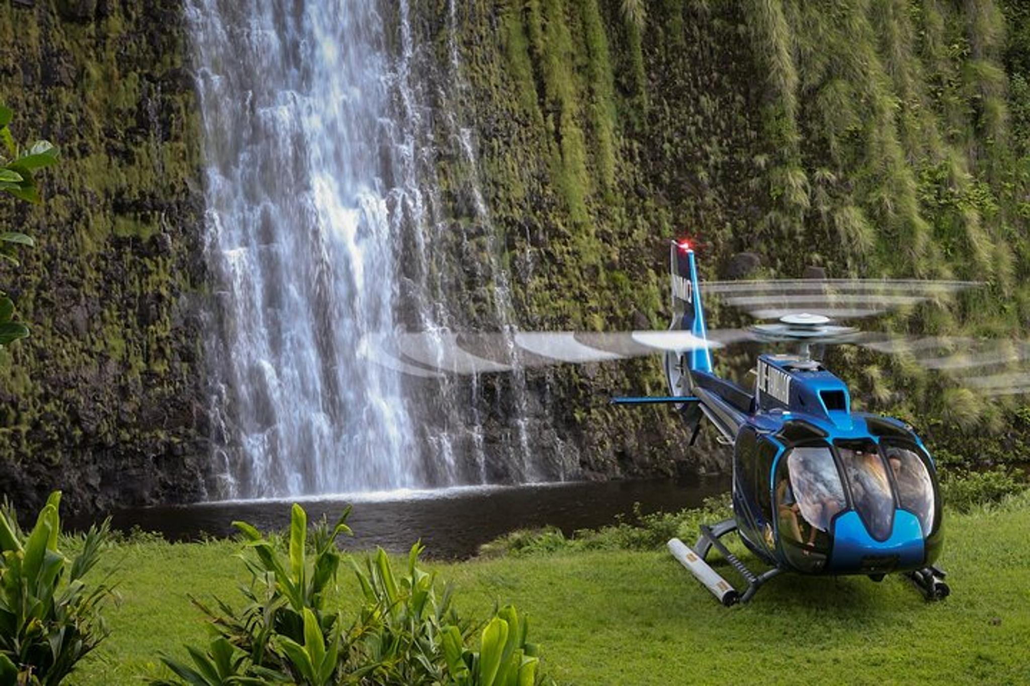 Big Island Helicopter Tour with Exclusive Landing