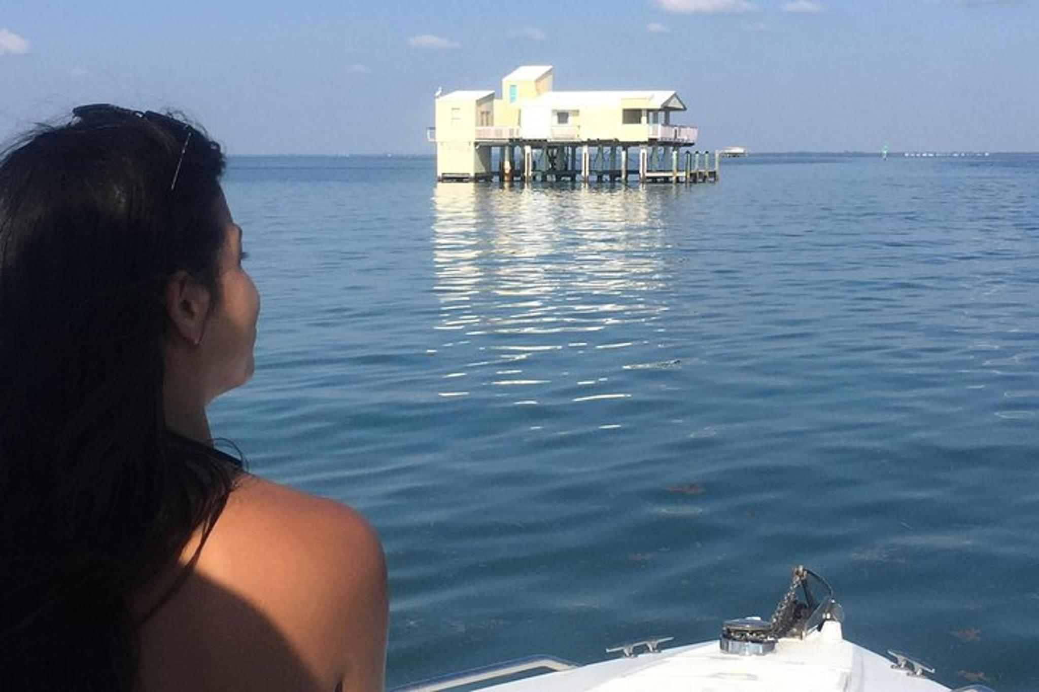 Miami Boat Tour to Haulover Sandbar and Raccoon Island - Image 6