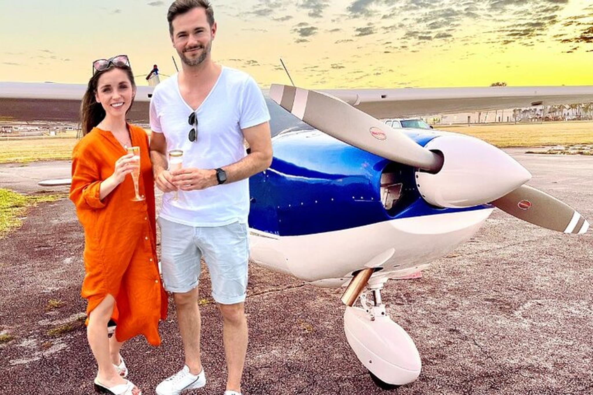 Miami Beach Private Airplane Tour with Champagne - Image 5