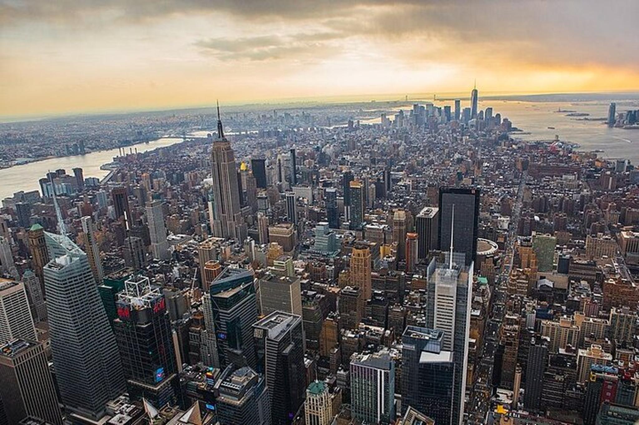 New York City Airport Transfer to Manhattan or Brooklyn - Image 3