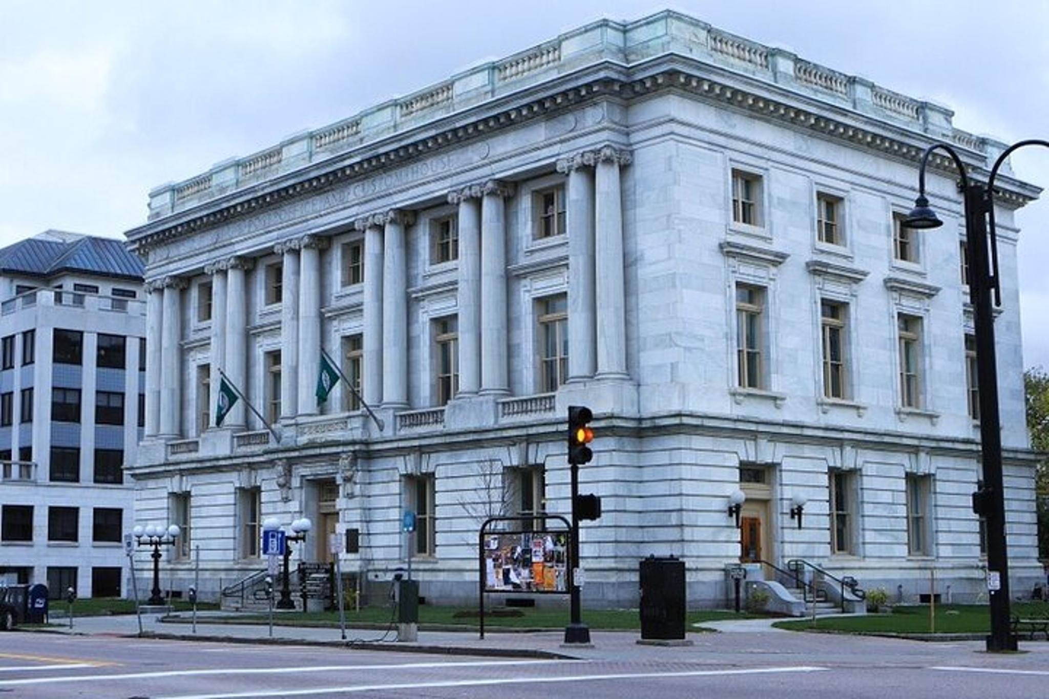 Burlington Scavenger Hunt Adventure - Image 6