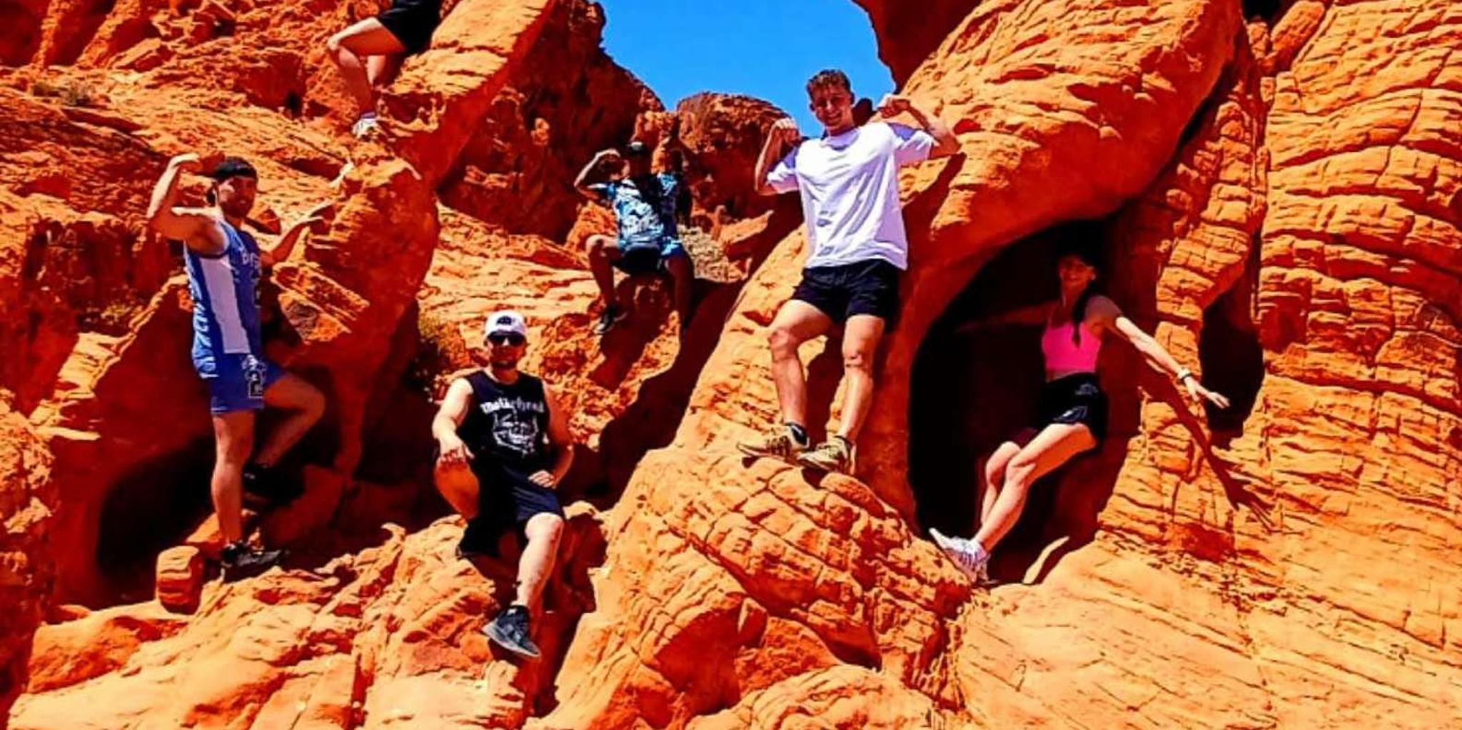 Las Vegas Valley of Fire Guided Tour with Lunch - Image 2