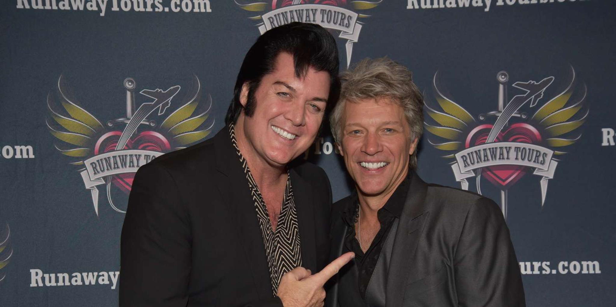 Las Vegas Elvis-Themed Wedding at Graceland Chapel - Image 4