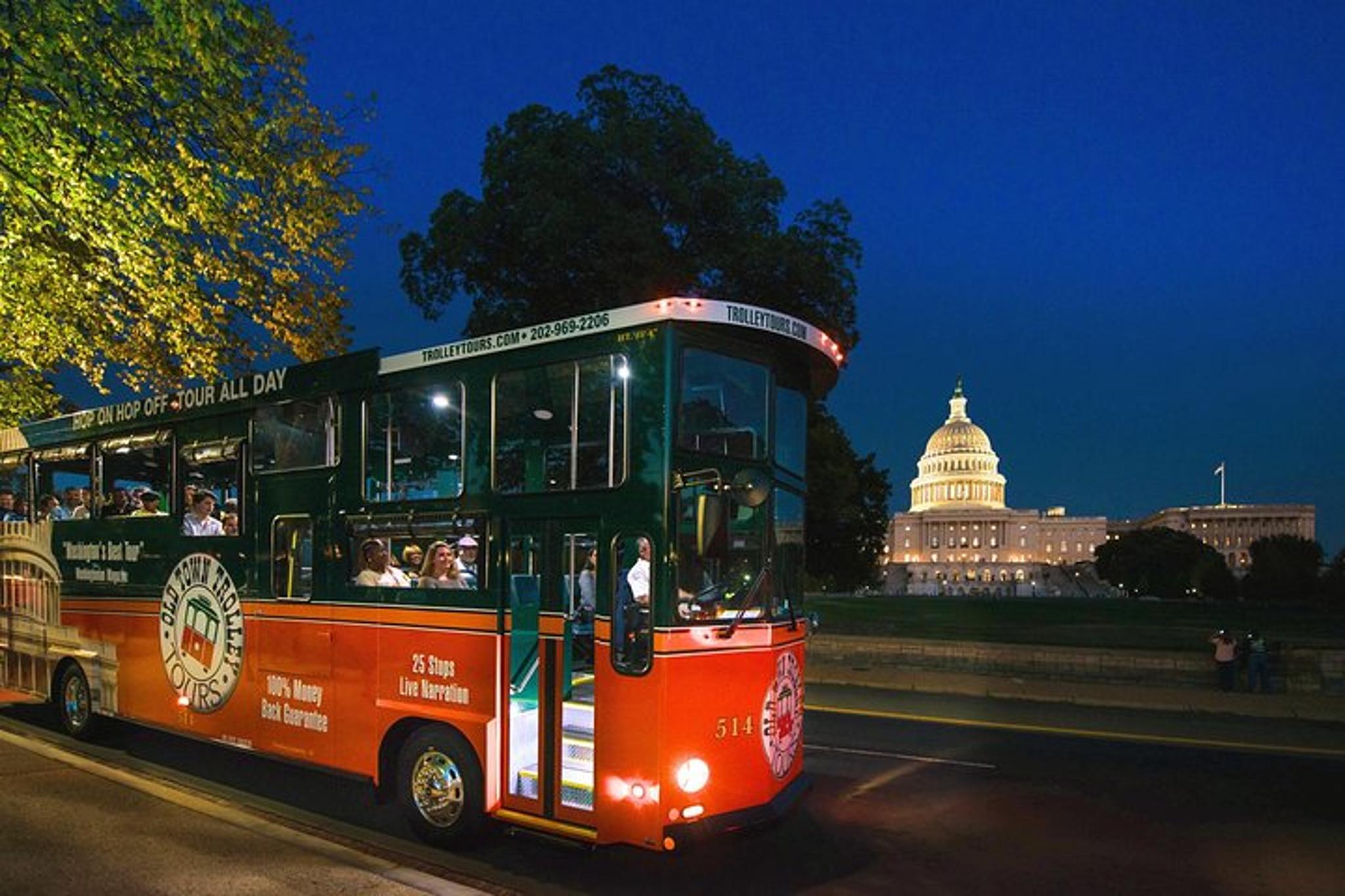 Washington DC Monuments by Moonlight Trolley Tour