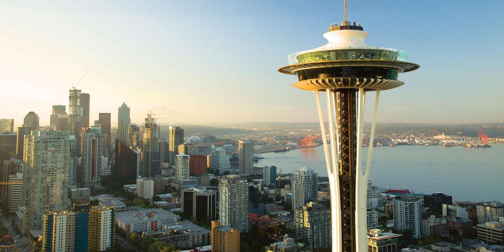 Seattle Space Needle & Chihuly Garden Tour