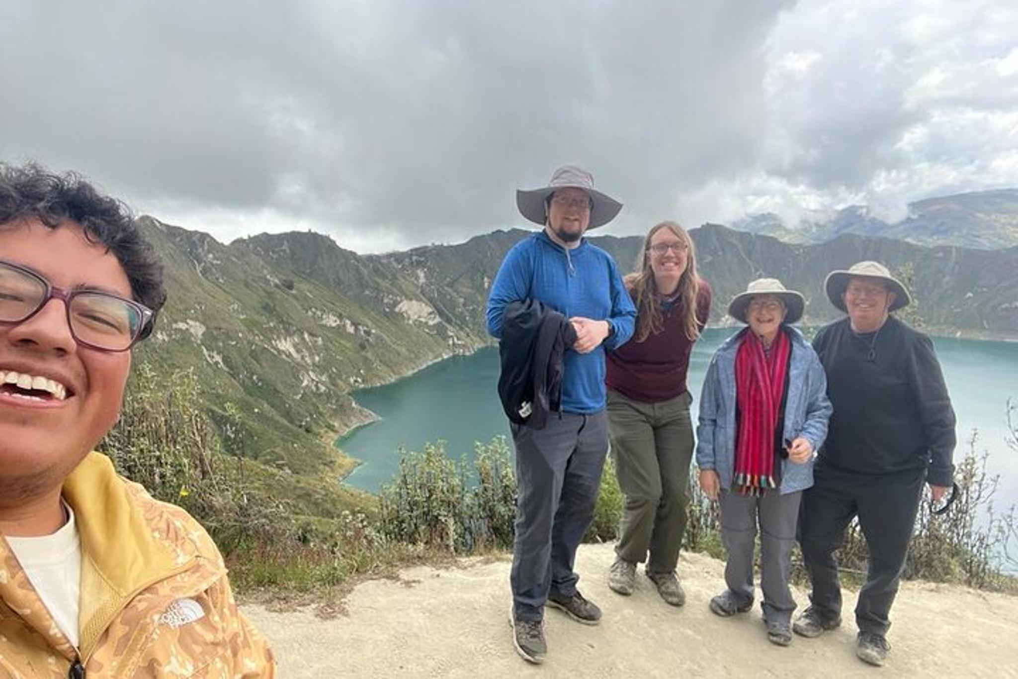 Cotopaxi and Quilotoa Private Tour with Painting Class - Image 5