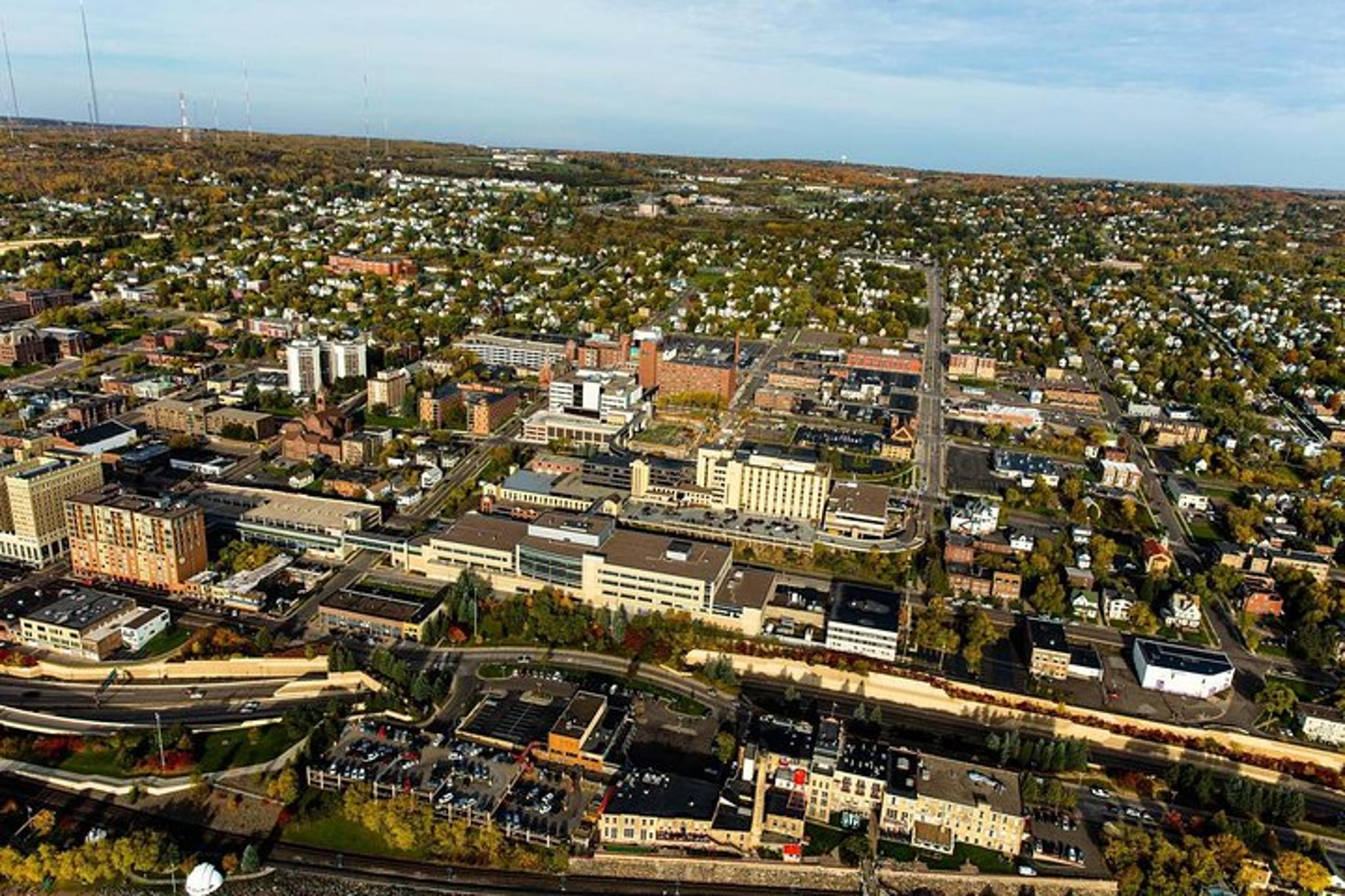 Duluth Helicopter Tour Over Lake Superior - Image 6