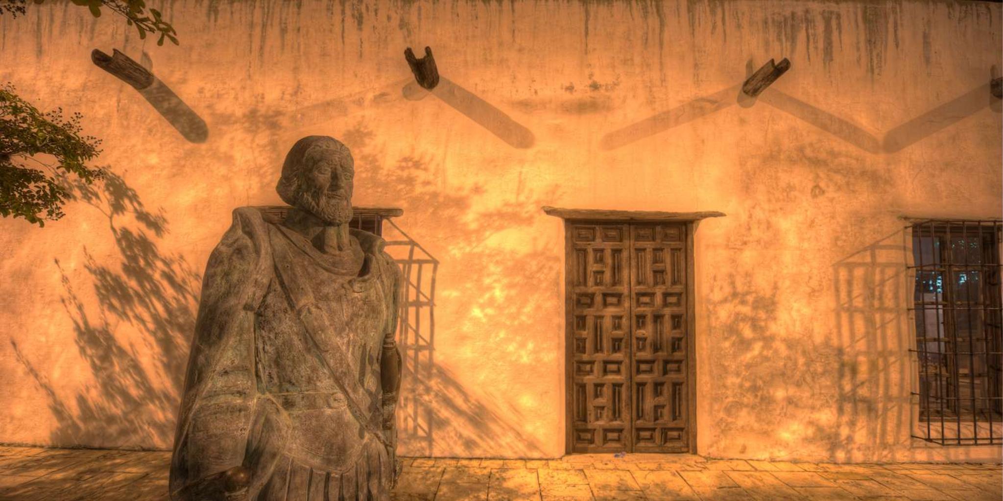 San Antonio Ghost Tour: Madames and Mayhem