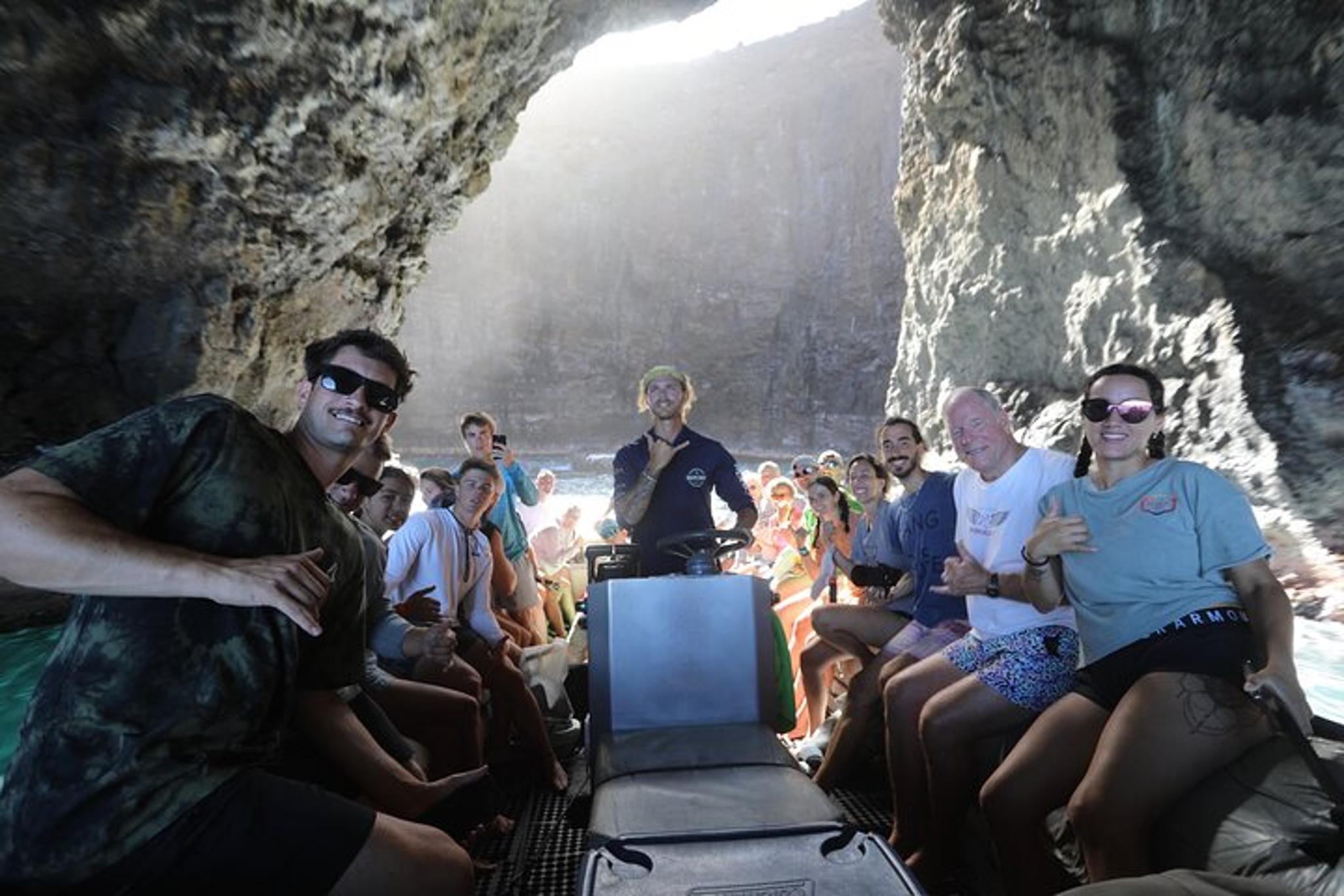 Kauai Nā Pali Coast Zodiac Raft Sea Caves Expedition - Image 6
