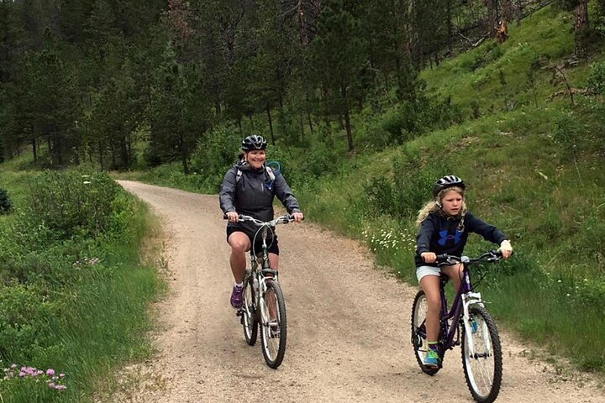Mickelson Trail Bike Tour - Image 2