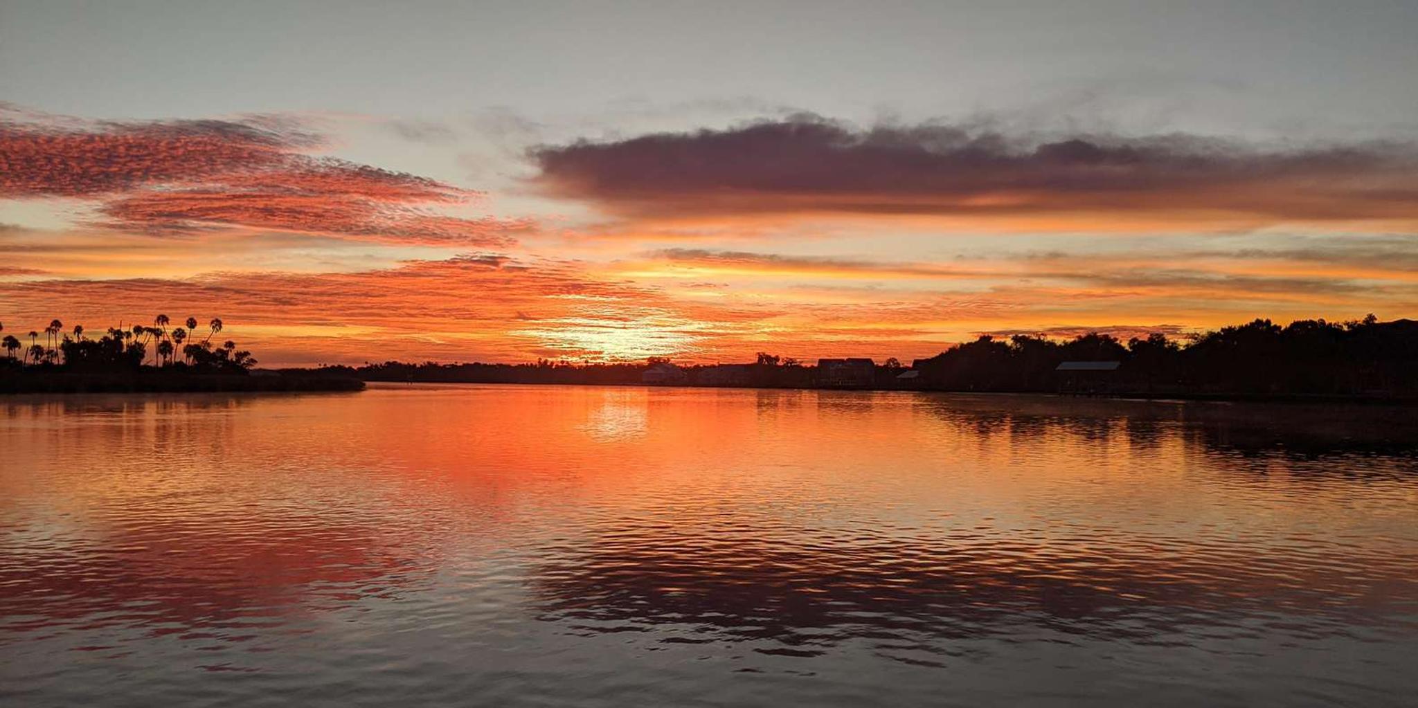 Crystal River Sunset Cruise - Image 2