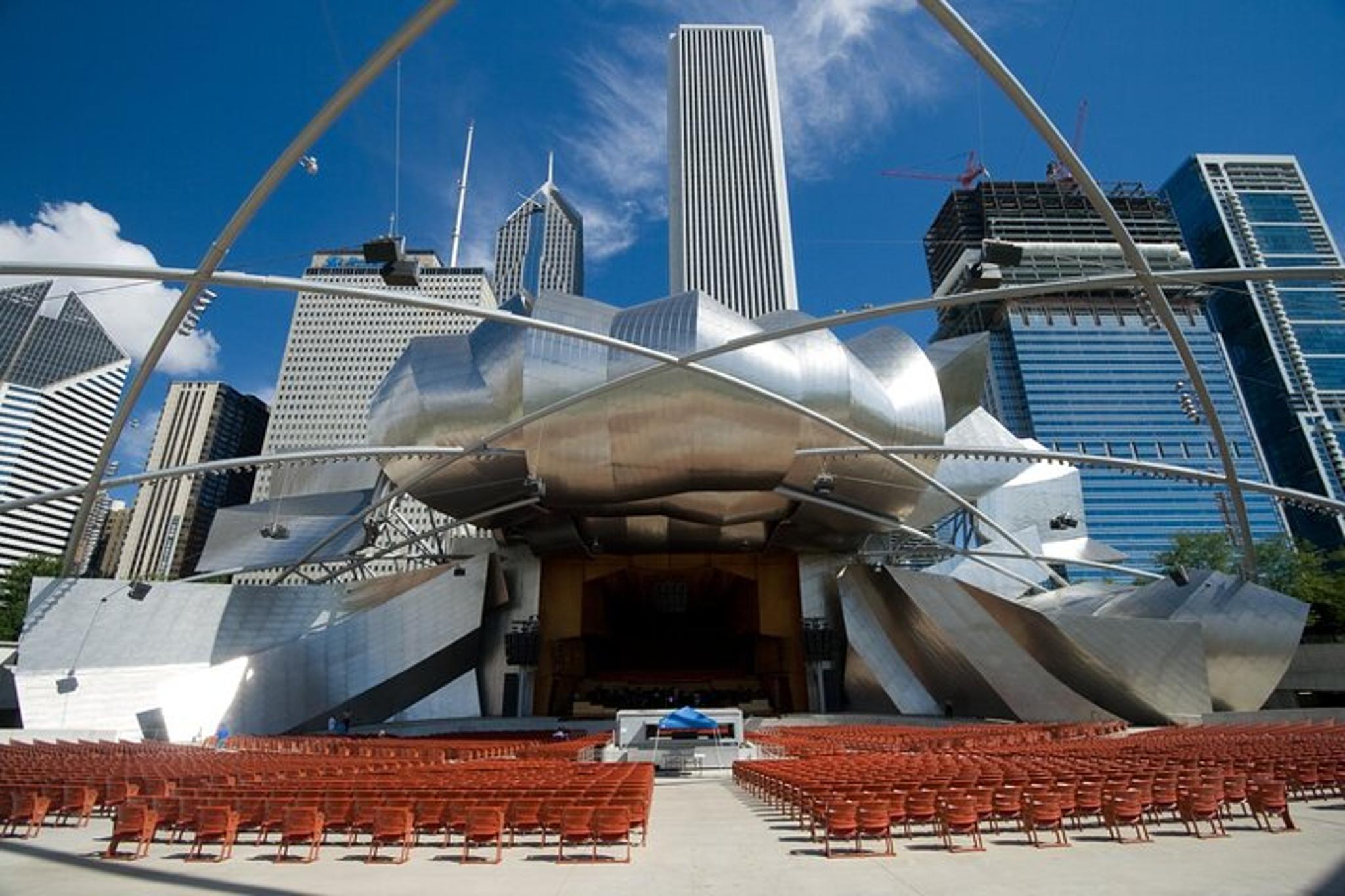 Chicago Millennium Park Self-Guided Walking Tour - Image 6