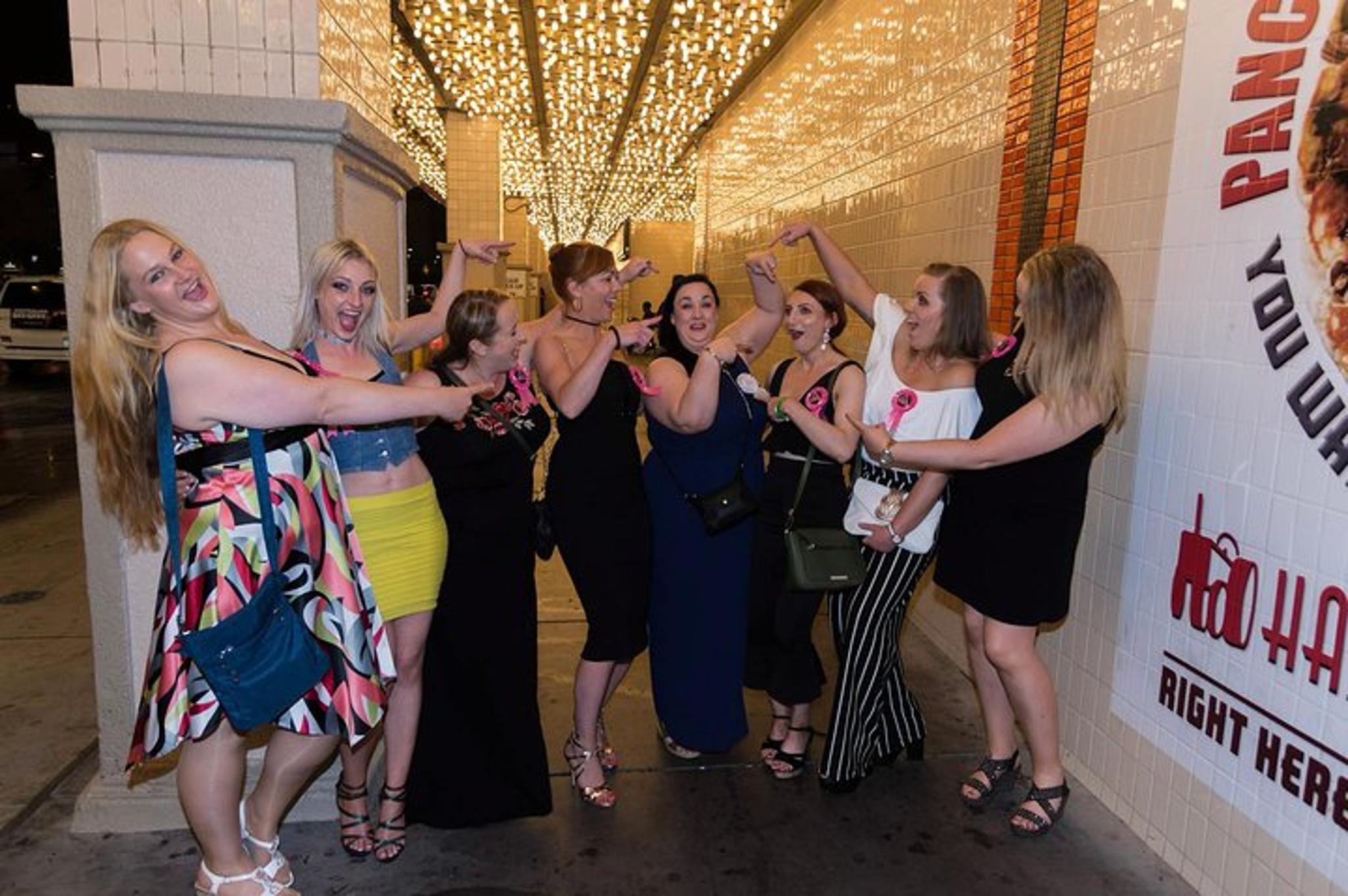 Las Vegas Vintage Walking Photo Tour - Image 5