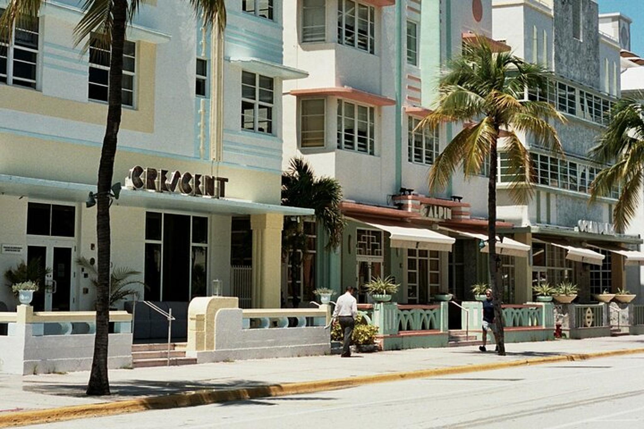Miami Art Deco Walking Tour - Image 4