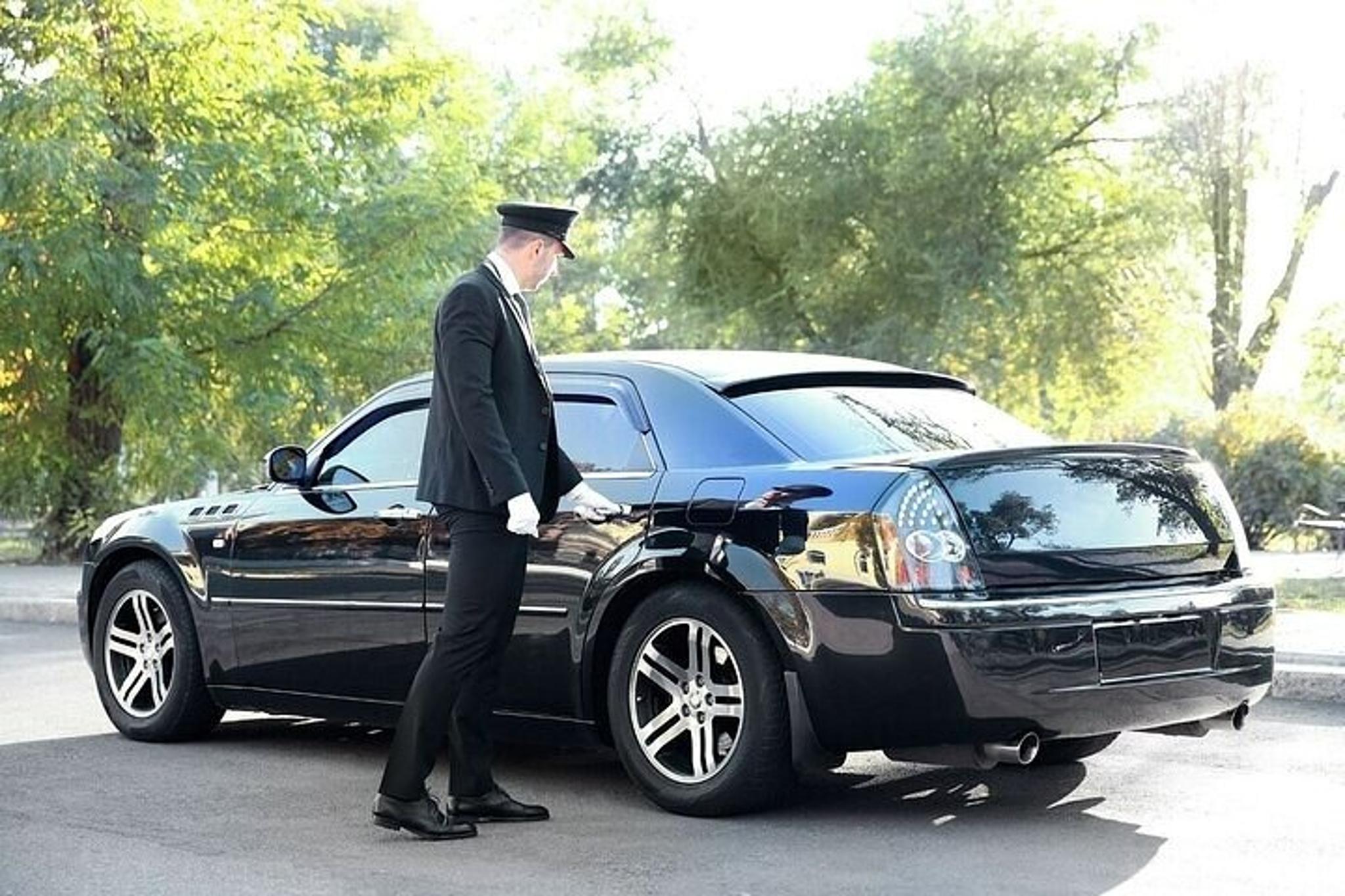 Las Vegas Airport Private Transfer - Image 4