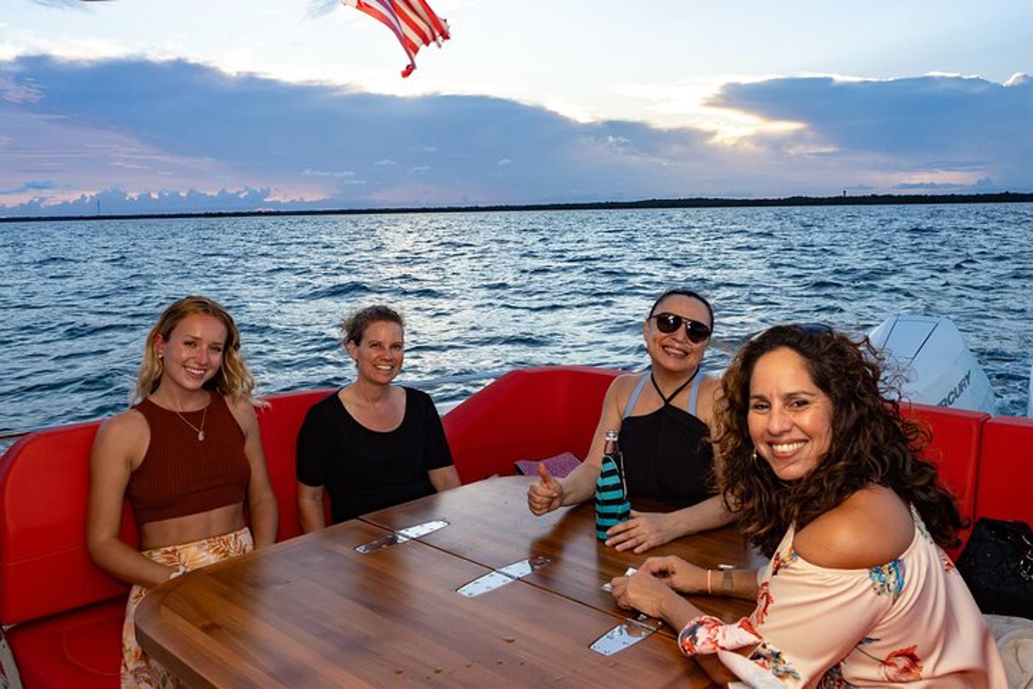 Key Largo Sunset Yacht Tour - Image 2