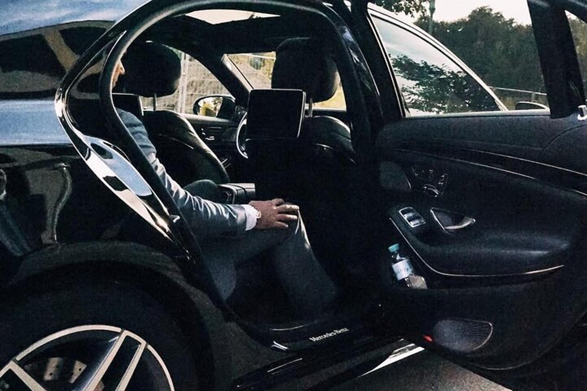 New Orleans Airport Transfer in Business Car - Image 2